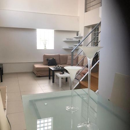 Maisonette Lux Modern Next To Metro Kerameikos 3 Rooms Athena Bagian luar foto